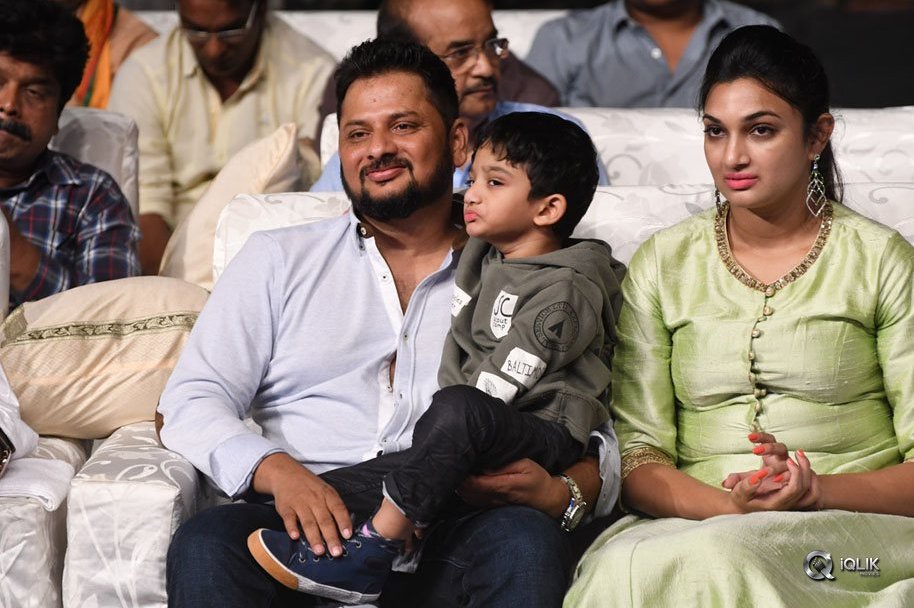 Dhruva-Movie-Pre-Release-Function